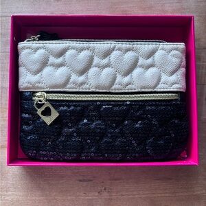 NWOT Betsey Johnson Black and Cream Quilted Cosmetic Bag
